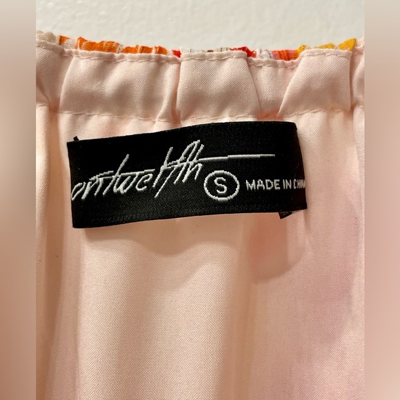 Vici strapless floral dress, size small. - Picture 2 of 5